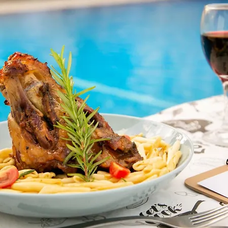 كليوباترا نيقوسيا