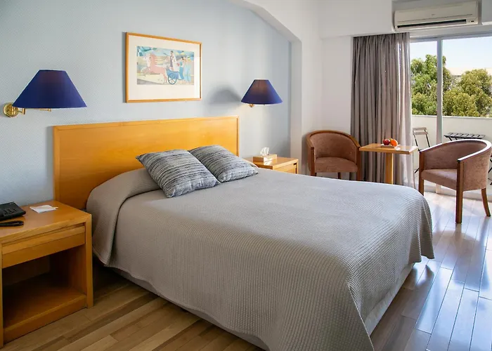 克娄帕特拉酒店 4* 尼科西亚